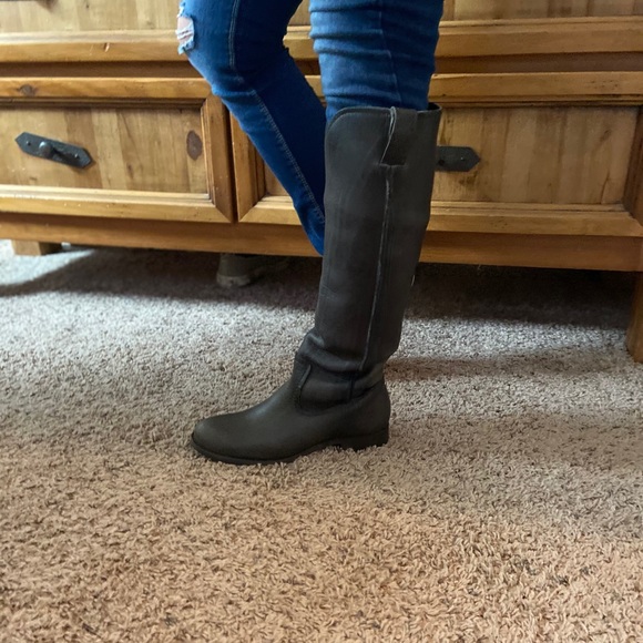 Frye Cara Tall Smoke Boots 6.5 - Picture 7 of 8